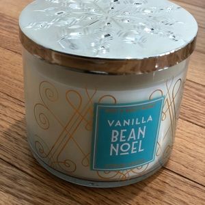 VANILLA BEAN NOEL CANDLE